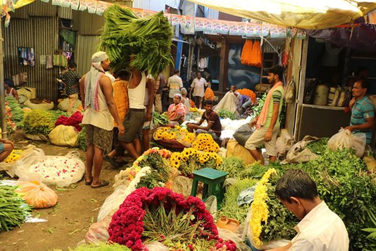 West Bengal Plans World-Class Flower Trade Hub At Historic Mallick Ghat Market