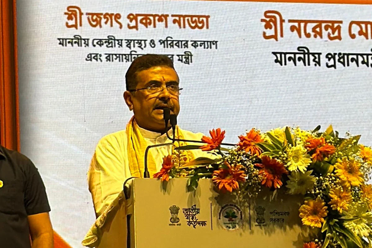 বিনামূল্যে হাঁটু-হিপ প্রতিস্থাপন! বাংলায় চালু আয়ুষ্মান ভারত ও মুখ্যমন্ত্রী স্বাস্থ্যবিমা